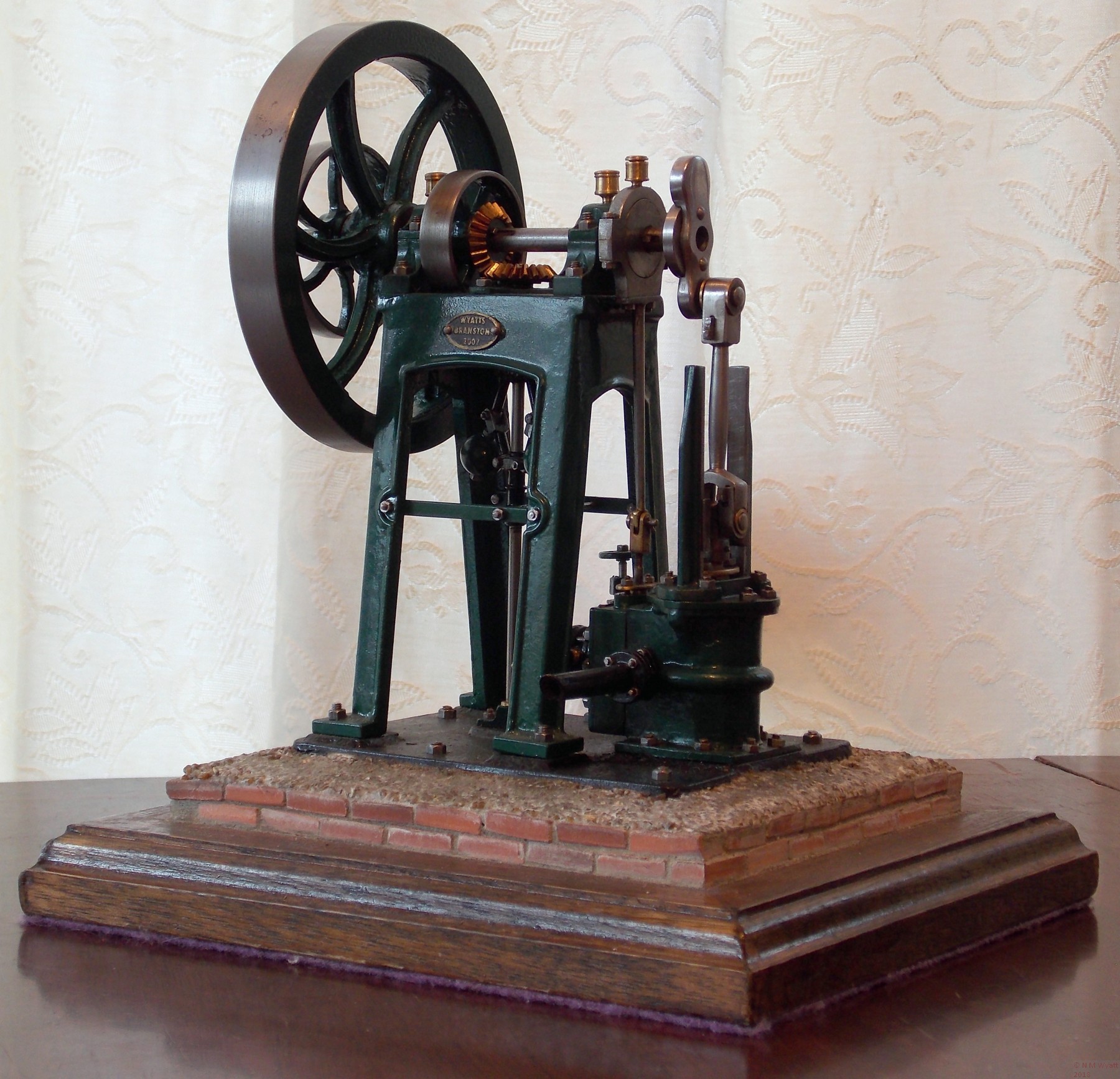 Model of Vertical Mill Engine