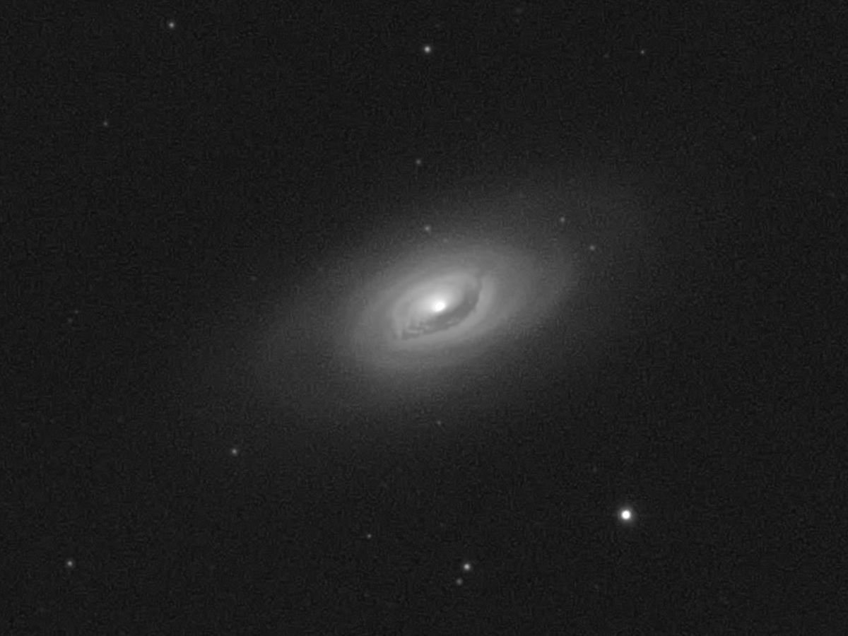M64 L